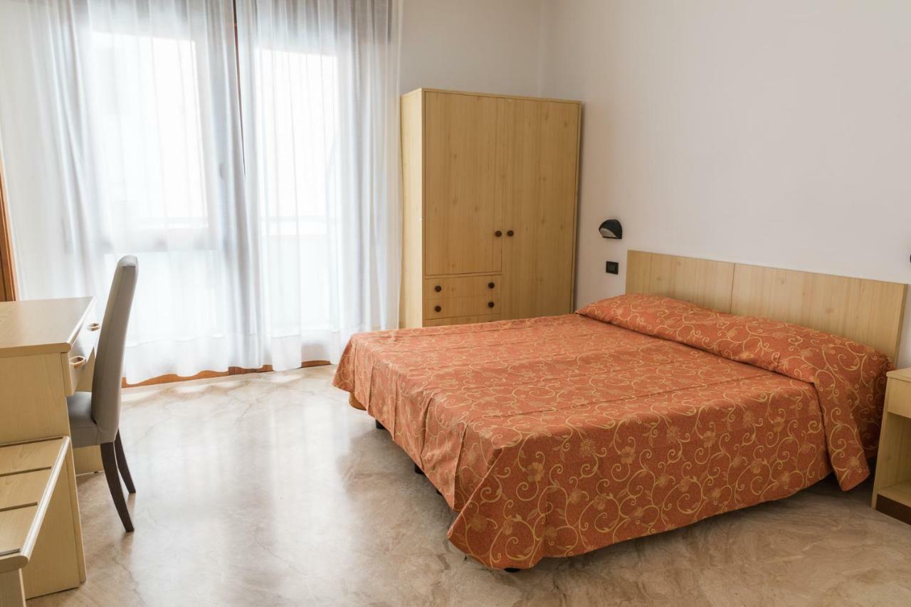 Hotel Sabrina Sottomarina Esterno foto