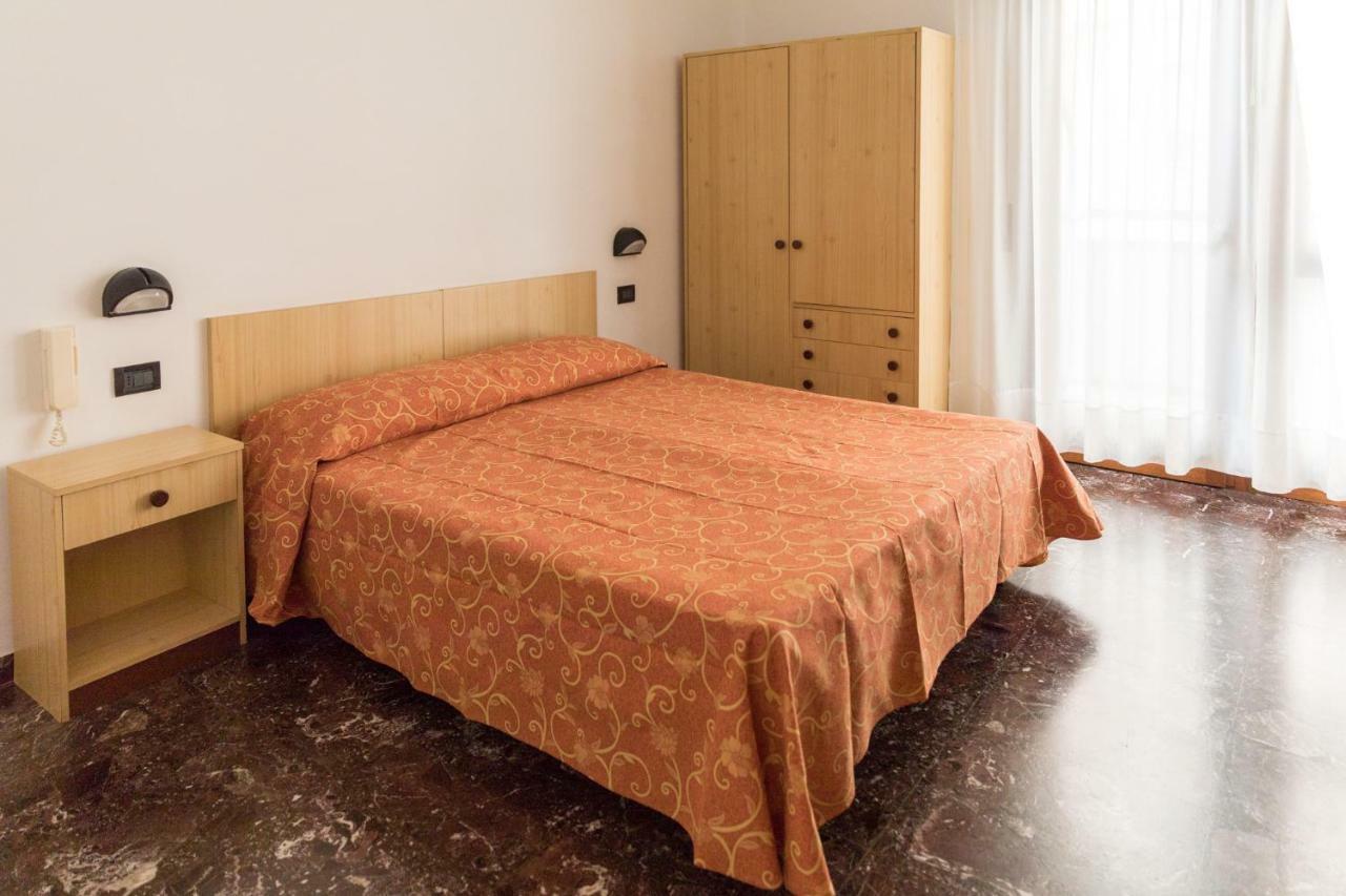 Hotel Sabrina Sottomarina Esterno foto
